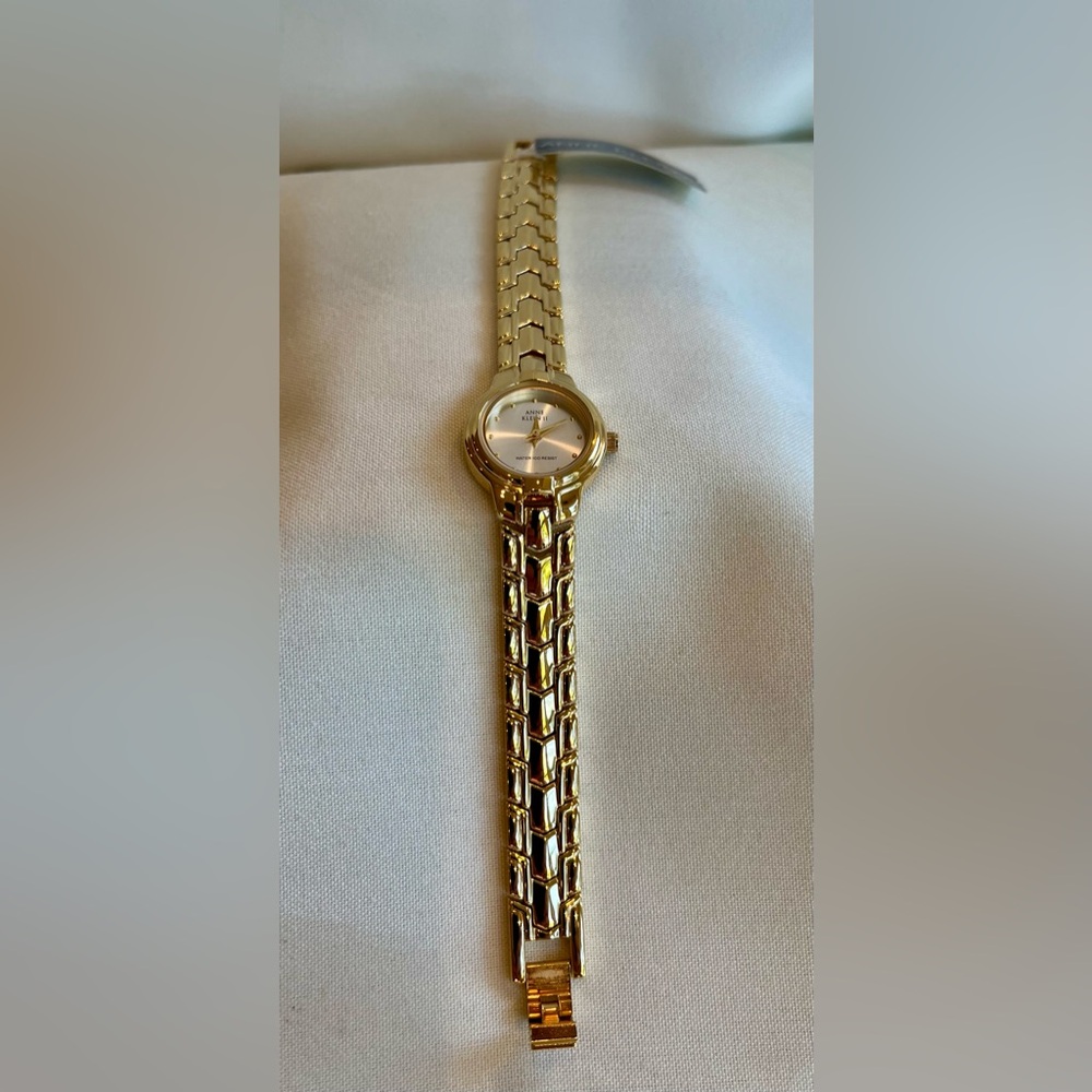 Anne Klein II Gold Quartz Women's Watch - Picture 3 of 16